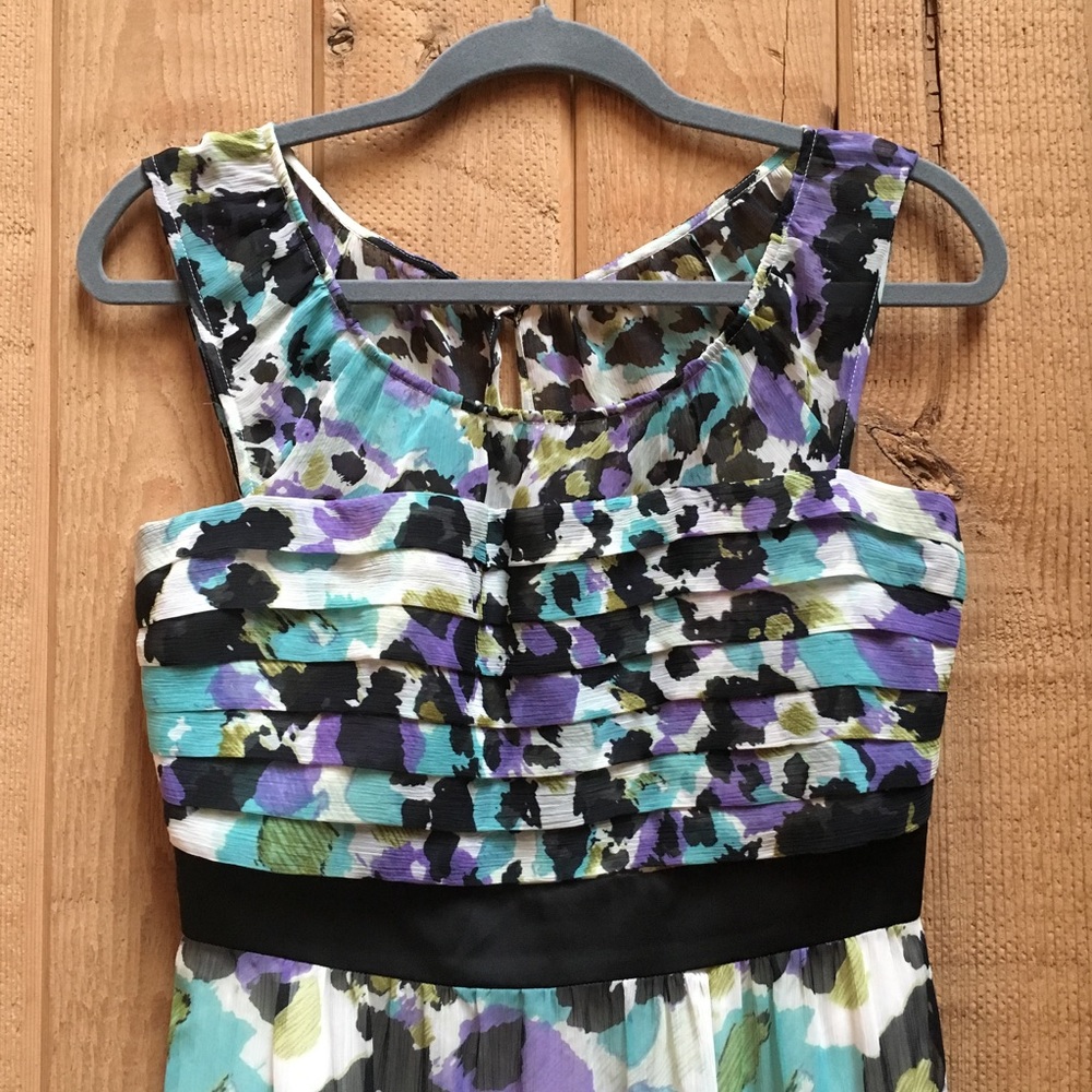 MAXandCLEO Tiered Ruffle Dress Size 8